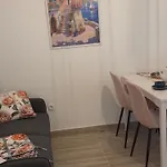 Roza One Bedroom *