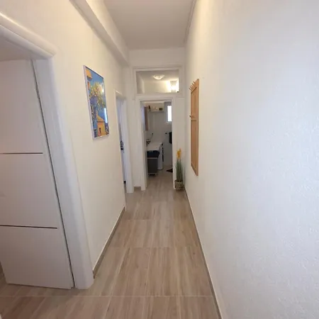 Roza One Bedroom Gradac (Split-Dalmatia)