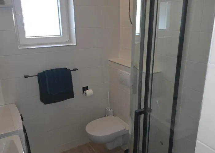 Daire Roza One Bedroom Gradac (Split-Dalmatia)
