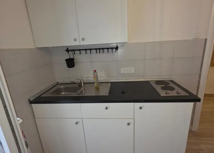 Roza One Bedroom *